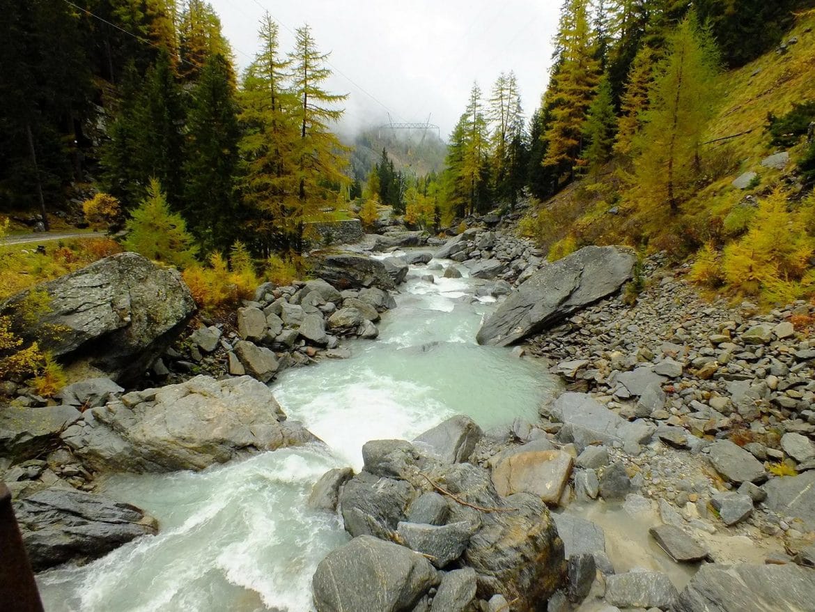 Das Aostatal - Val d’Aosta Herbst Fluss