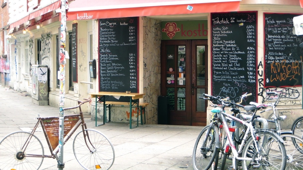 5 coole Cafés in Hamburg, die dir deinen Urlaub versüßen