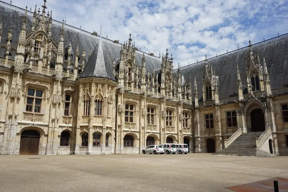 Le Palais de Justice Rouen Reisetipps Normandie