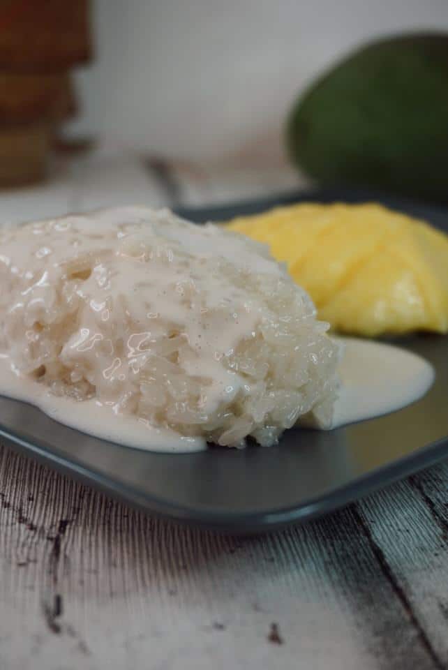 Mango Sticky Rice Rezept aus Thailand - Kokos-Reis Dessert